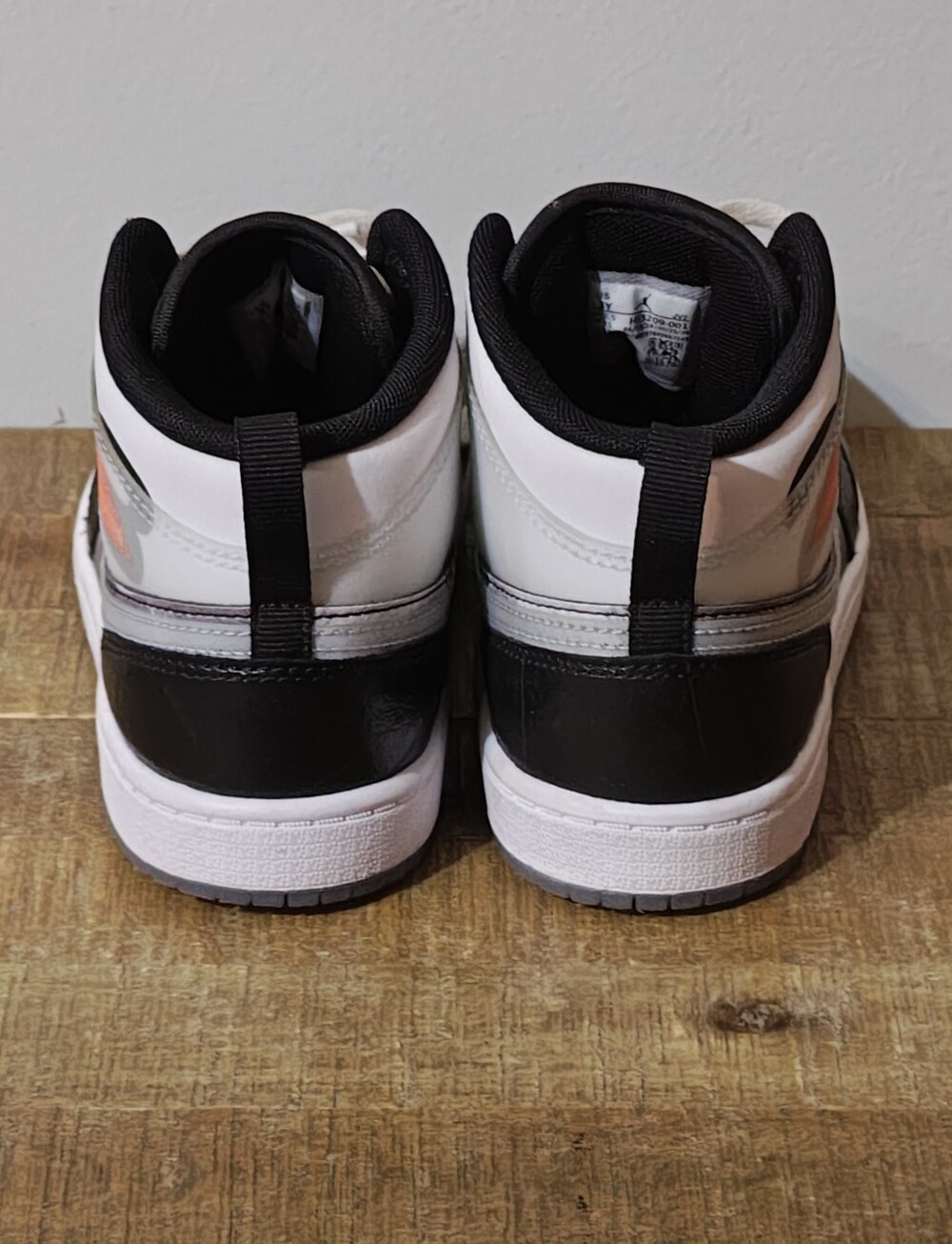 Jordan 1 Mid SS 'X-Ray' (PS) Kid's Size 3Y - Picture 5 of 7